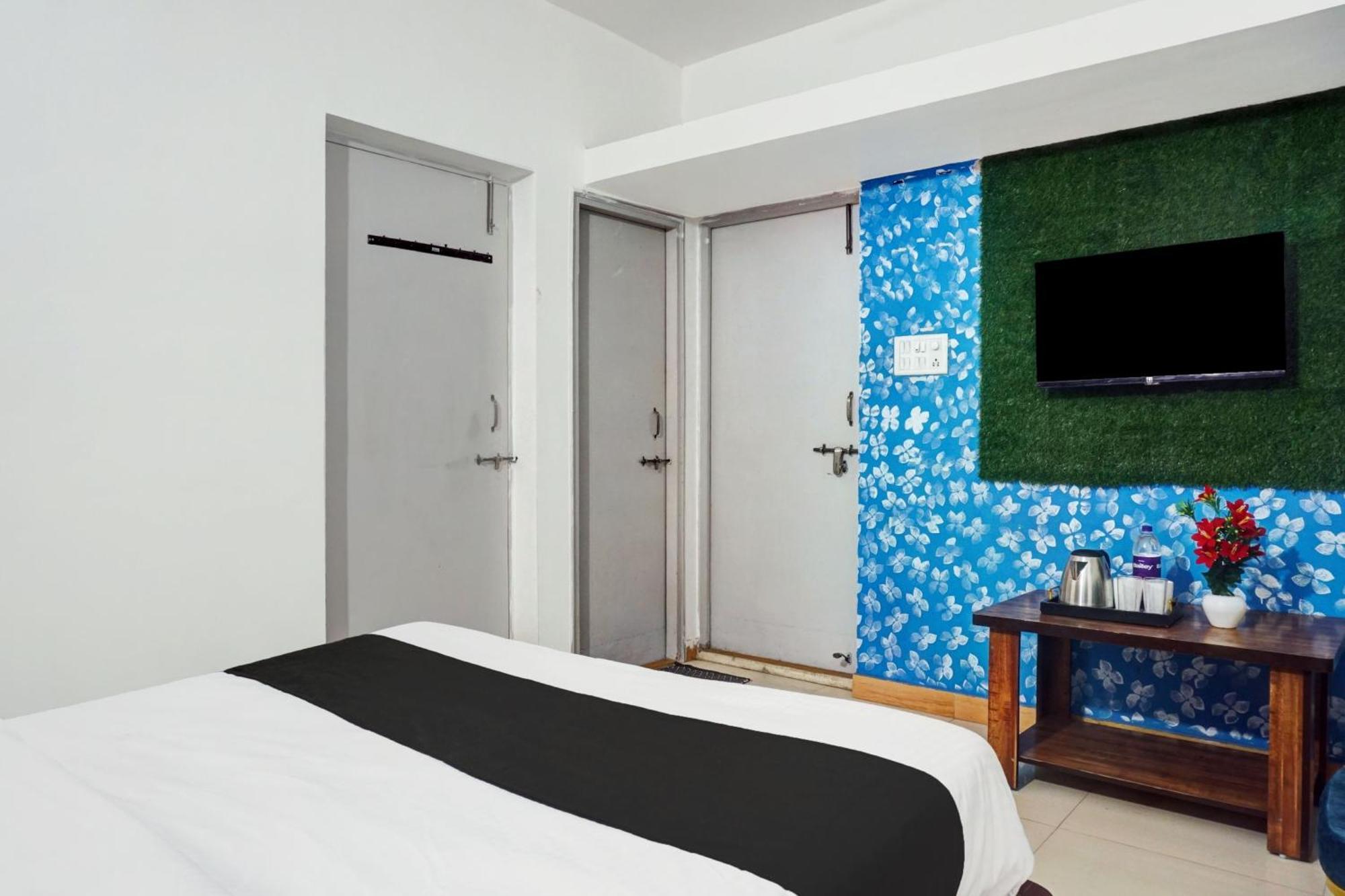 Hotel O Nisarg Villa Pune Exterior photo